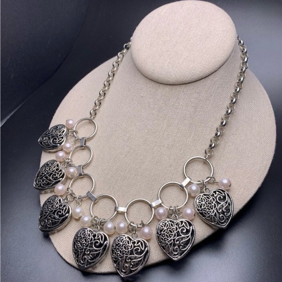 Silver Heart Necklace and Earring Set - Picture 4 of 10